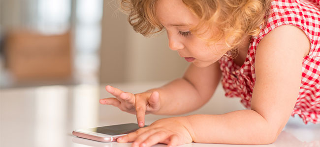 Enfants et smartphone : quels dangers ?