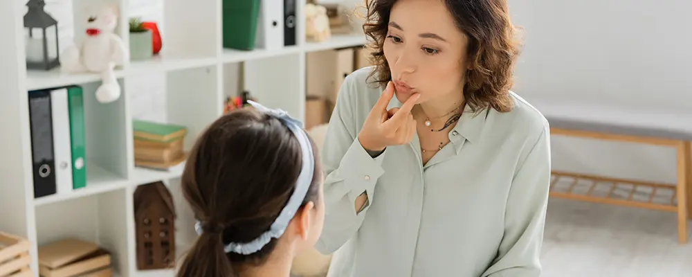 orthophonistes pour aider les enfants qui bégaient