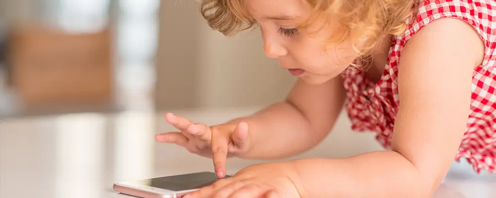 risques des écrans sur la santé des enfants