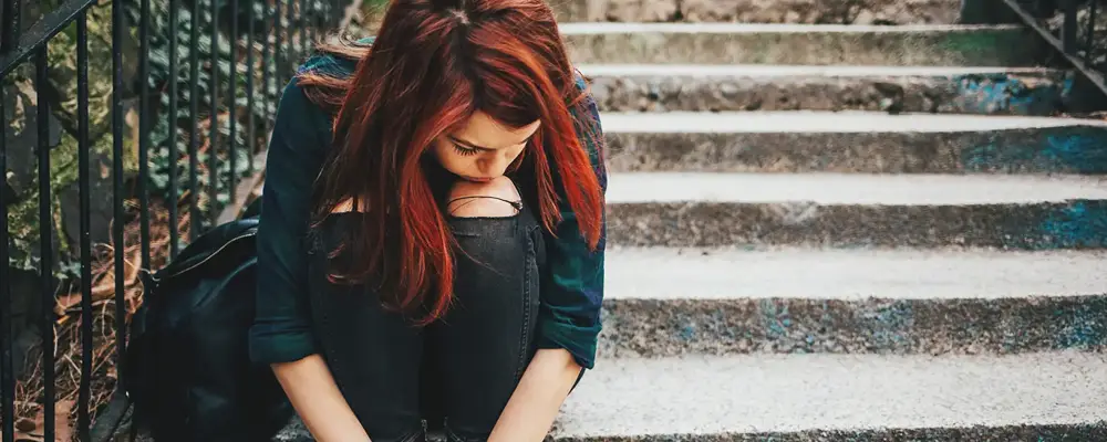 Jeune femme triste
