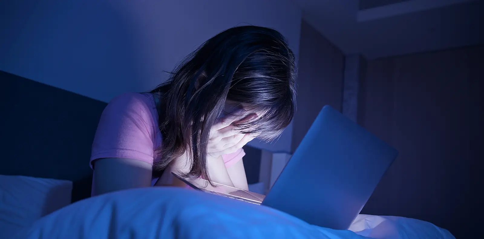 Risques de la pornographie sur les enfants