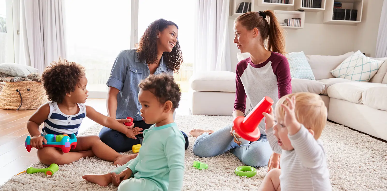 Dialogue parents et assistante maternelle