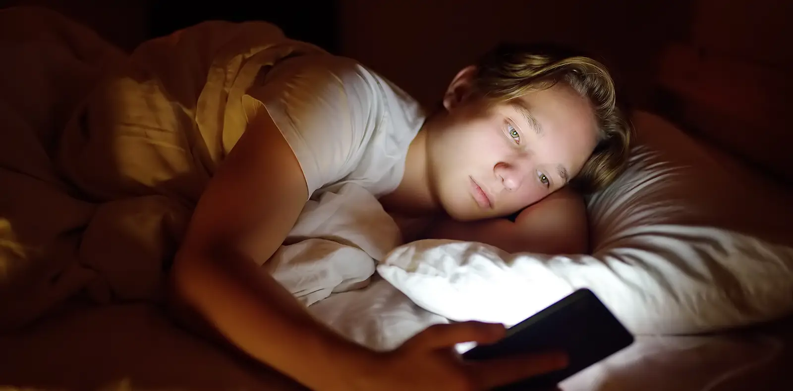 Les écrans perturbent le sommeil des ados