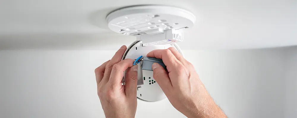 Installation d'un détecteur de fumée